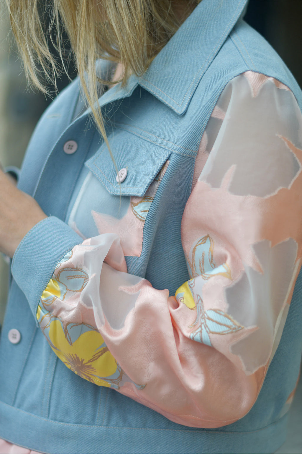 Casaco de Ganga Contrastes Jacquard Peça Única