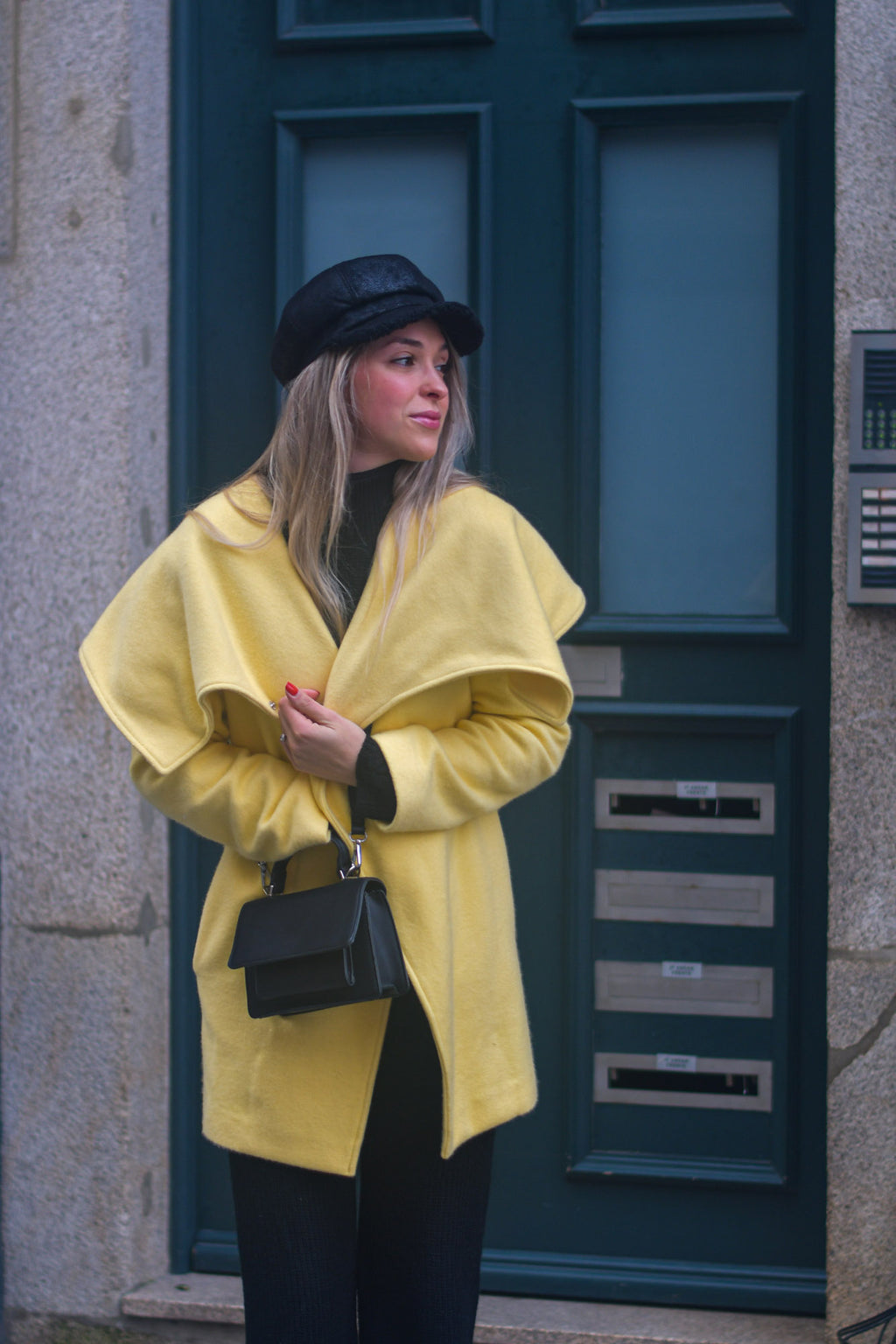 Casaco de Lã Midi Amarelo Limited Edition