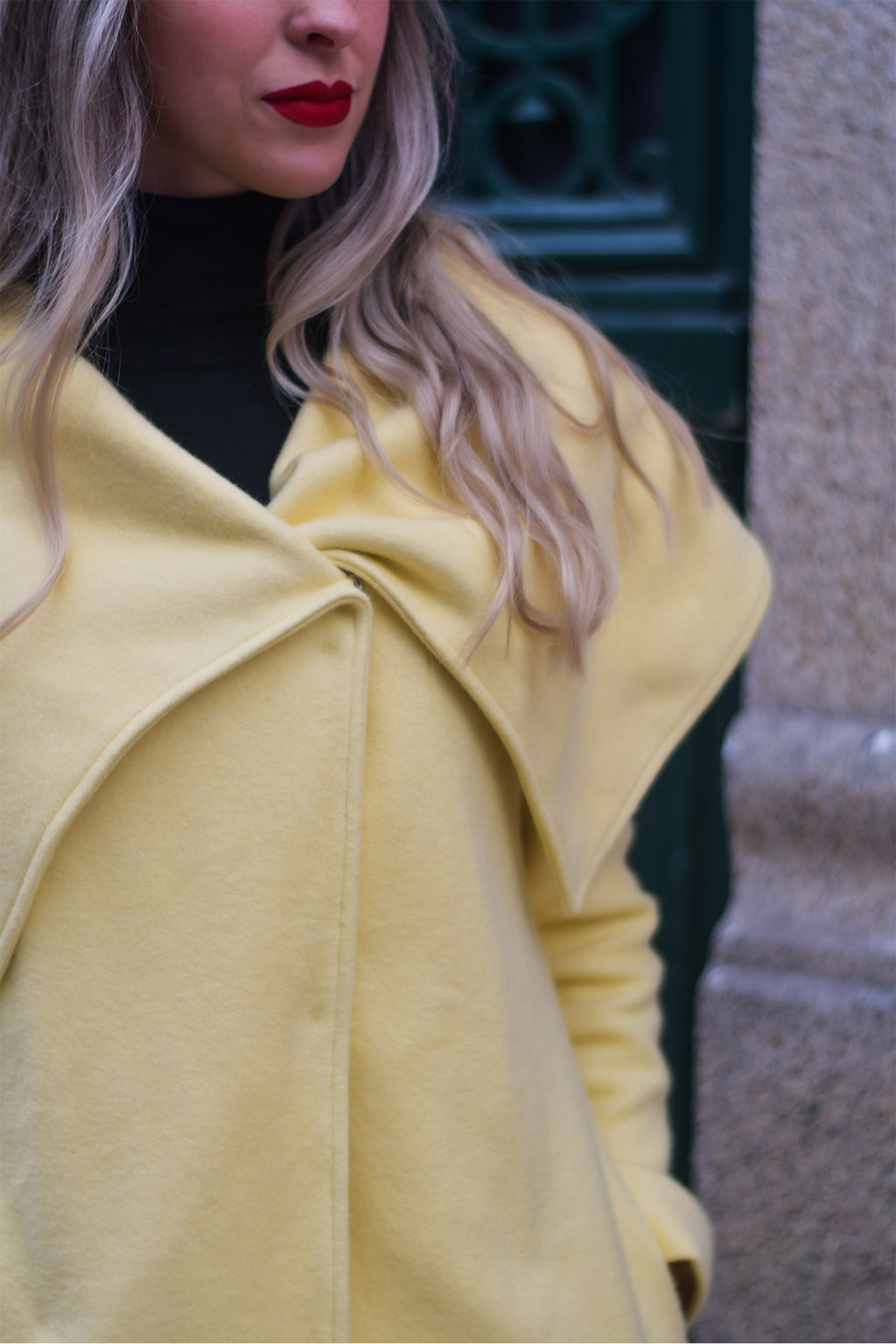 Casaco de Lã Midi Amarelo Limited Edition