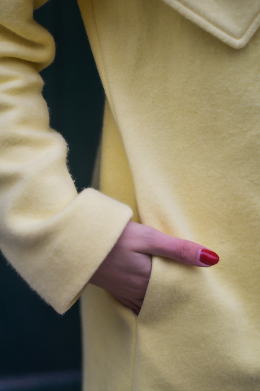 Casaco de Lã Midi Amarelo Limited Edition