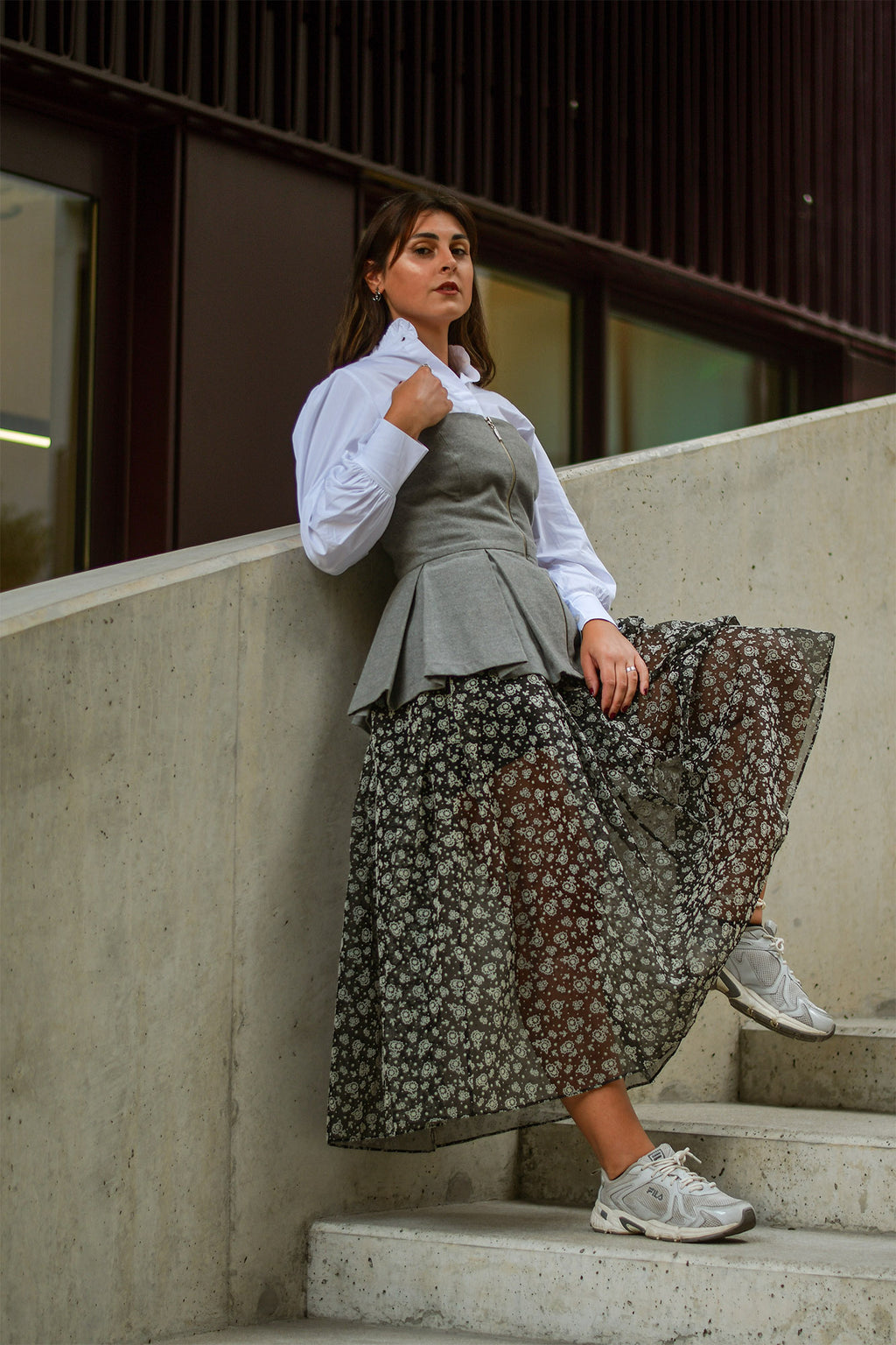 Saia Midi de Tule Bordado Cinza Limited Edition