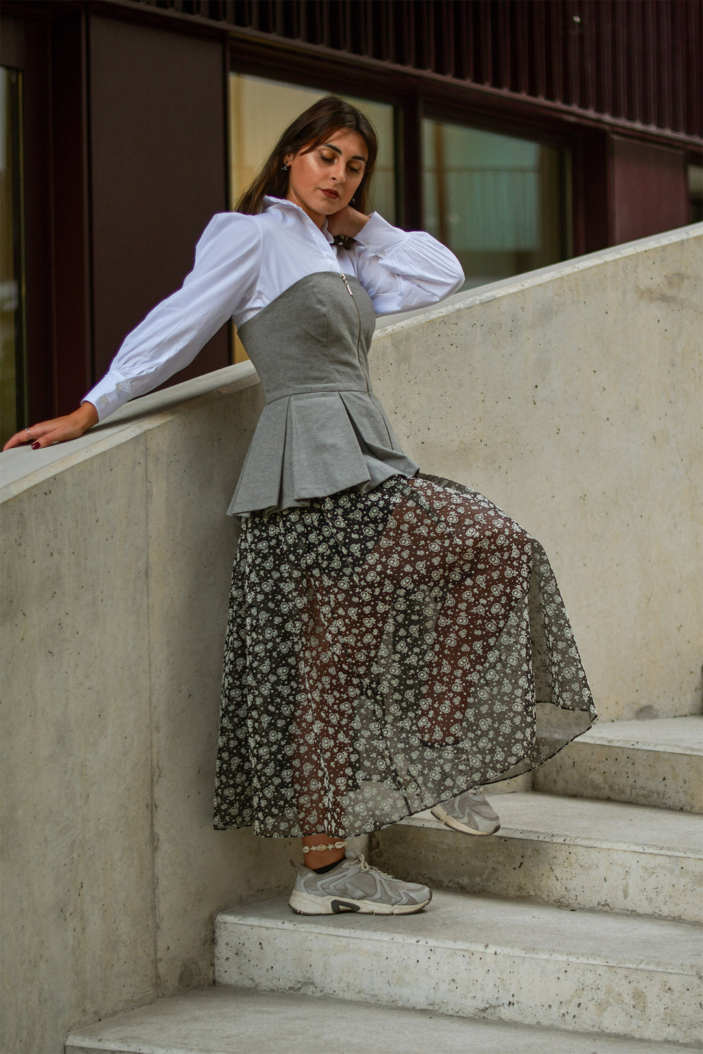 Saia Midi de Tule Bordado Cinza Limited Edition