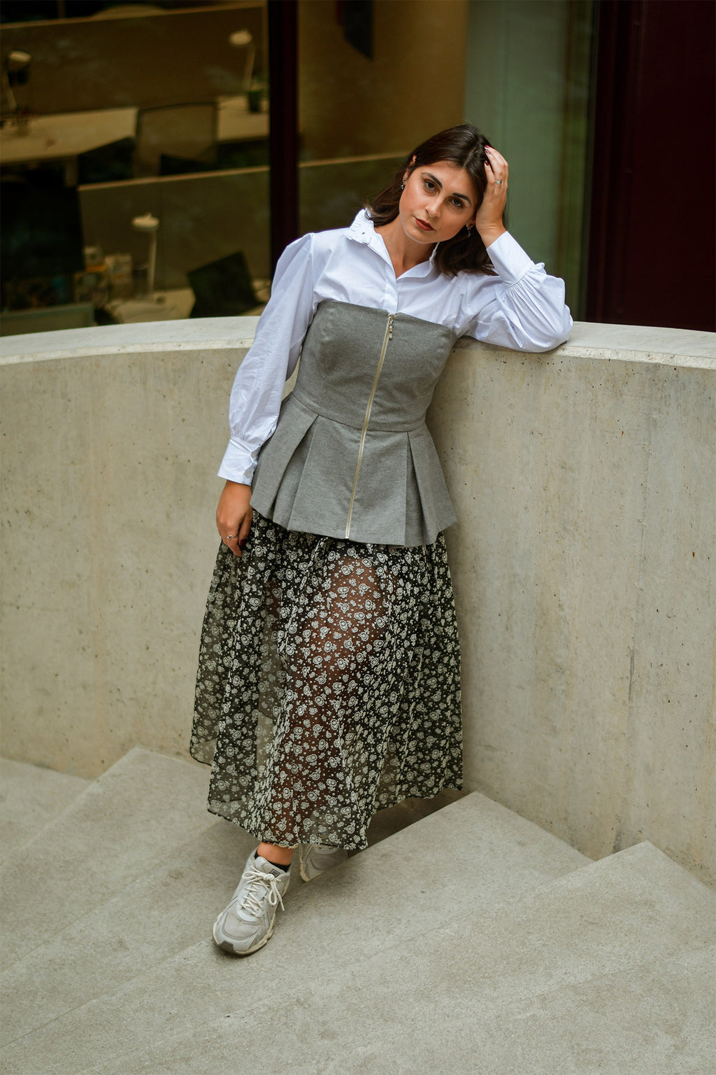 Saia Midi de Tule Bordado Cinza Limited Edition