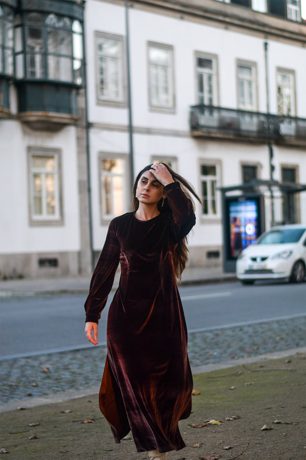 Vestido Comprido Veludo Castanho